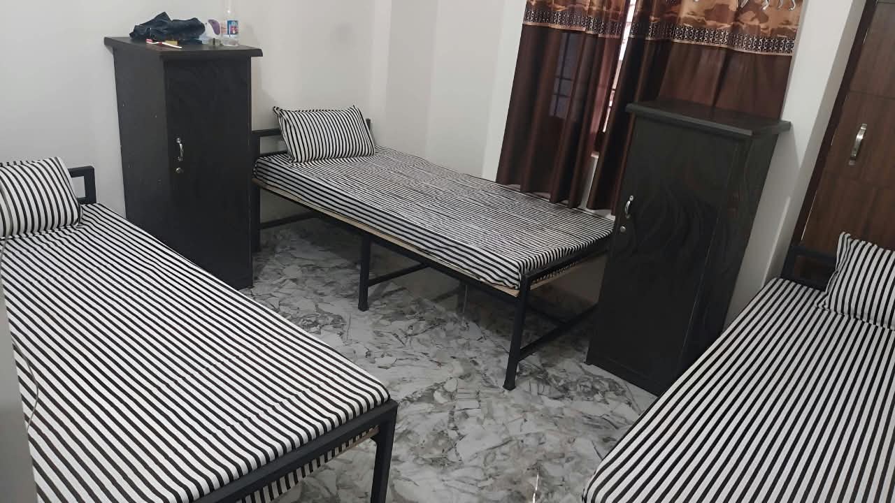 Room accommodation at ₹6,500